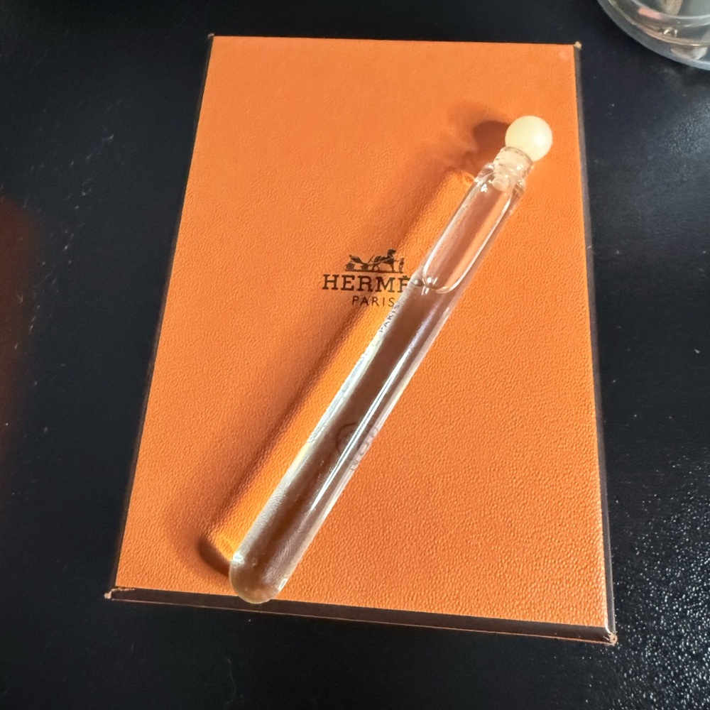 Hermès Poivre Samarcande Eau de Toilette Vial - Picture 3 of 5
